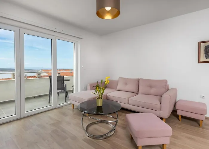 1 Bedroom Awesome In *