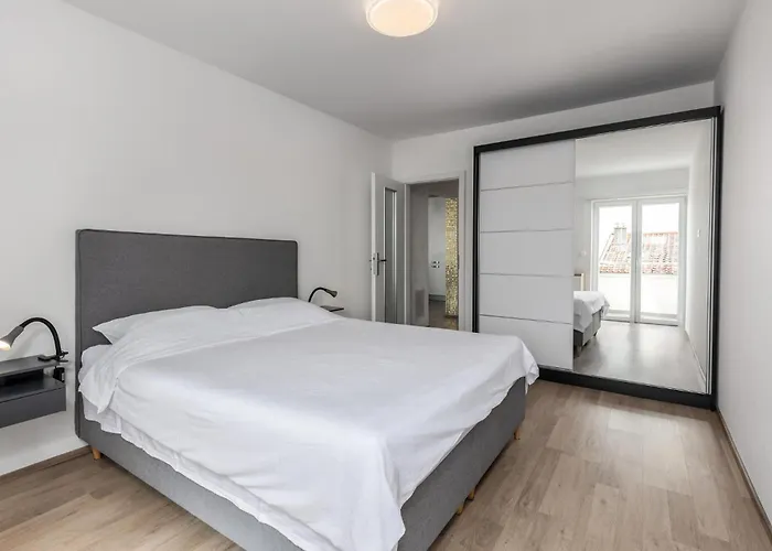 1 Bedroom Awesome In