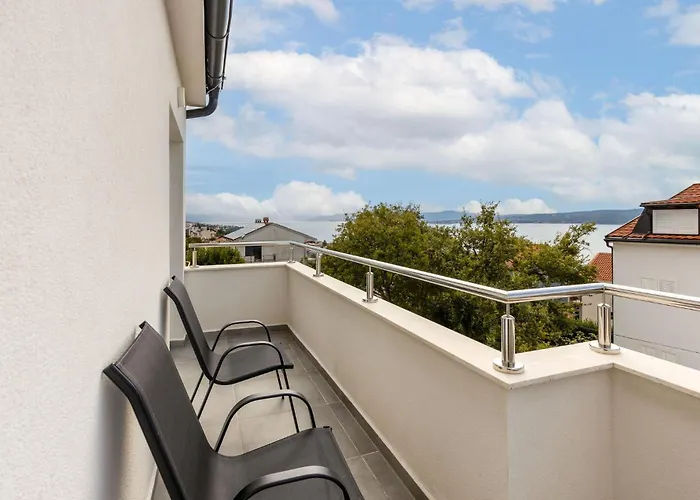 Apartment 1 Bedroom Awesome In Dramalj