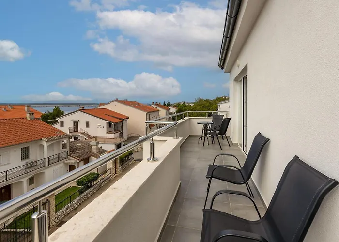 1 Bedroom Awesome In